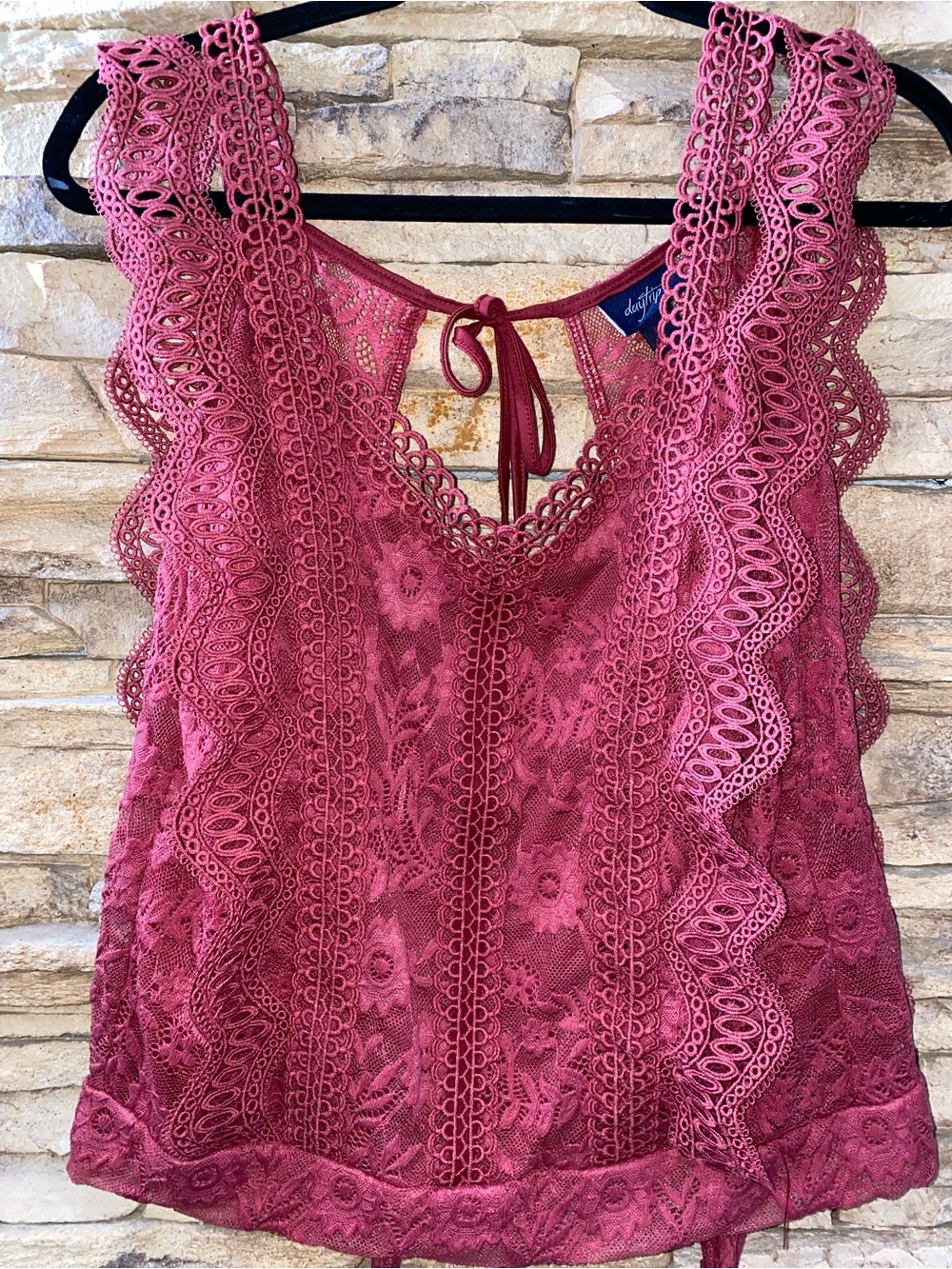 Daytrip Rose Pink Floral Lace Flutter Sleeve Boho Top Medium